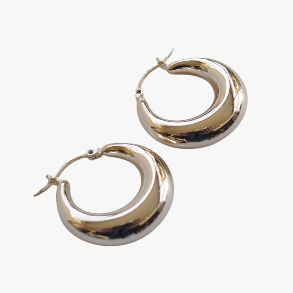 (LIKE NEW) LILI CLASPE | SILVER "BECCA" CHUNKY THICK OVAL HOOPS